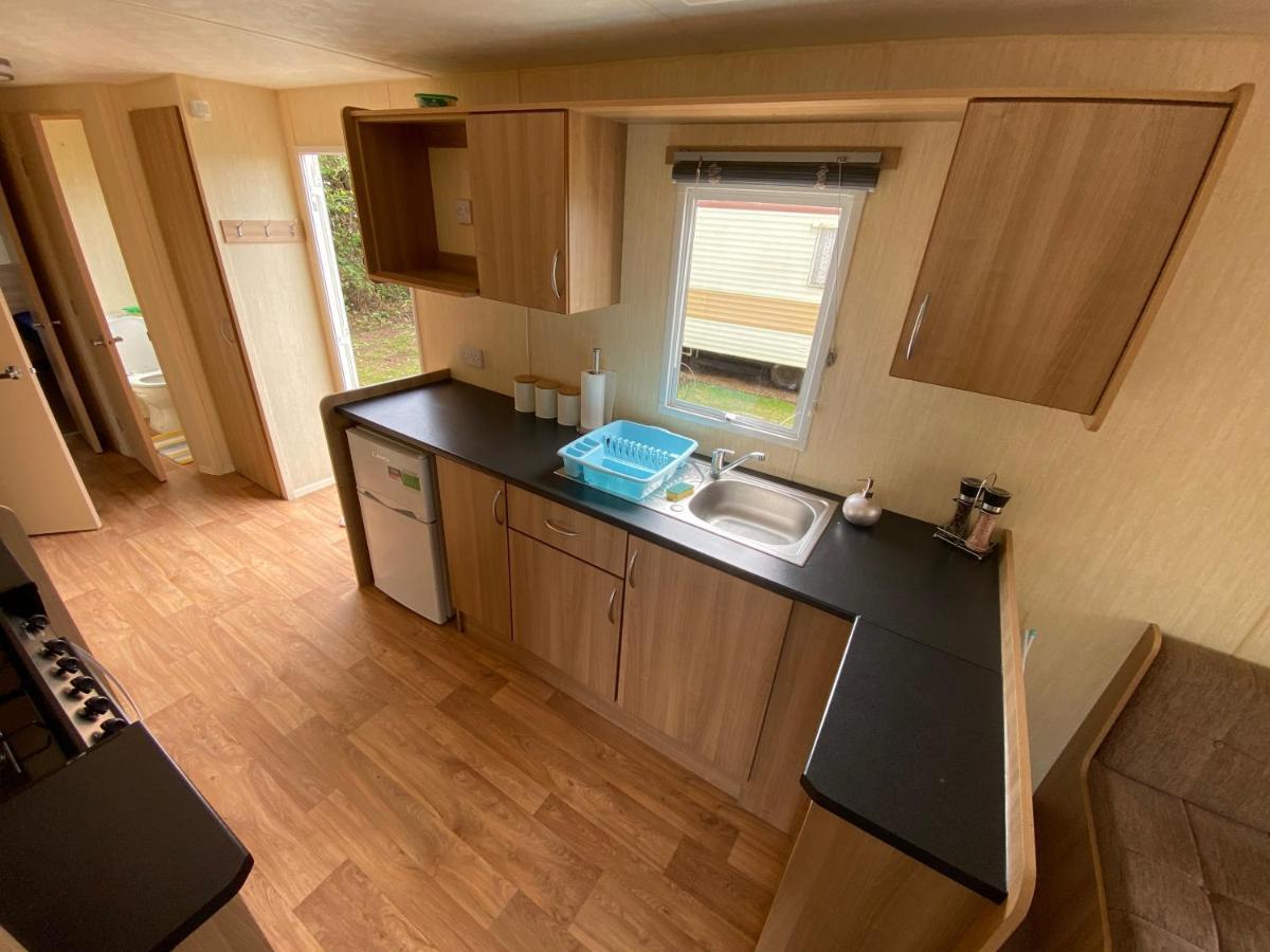 3 Bed 8 Berth Caravan In California Cliffs - M1 Горад Грэйт Ярмут Екстериор снимка