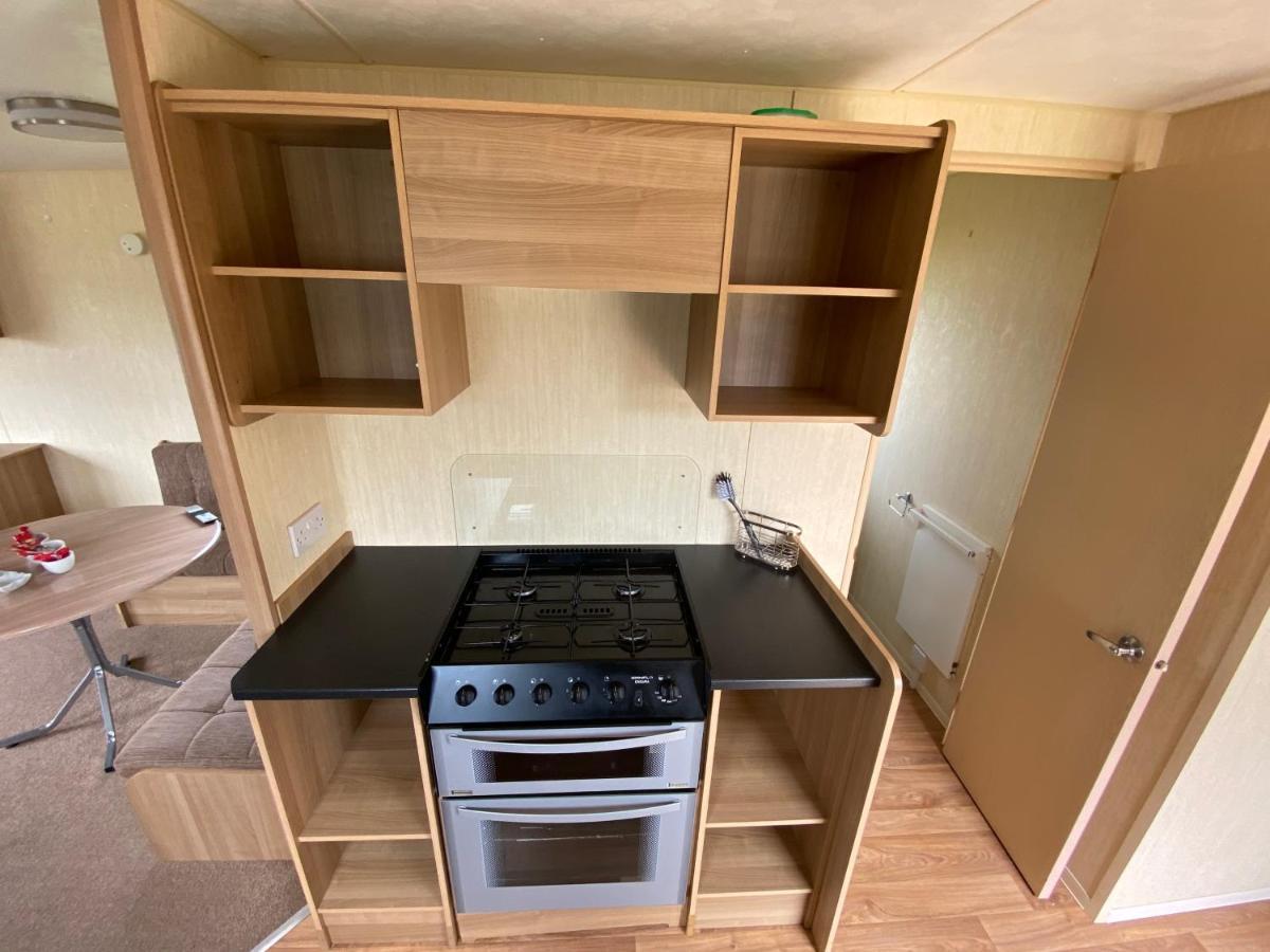 3 Bed 8 Berth Caravan In California Cliffs - M1 Горад Грэйт Ярмут Екстериор снимка